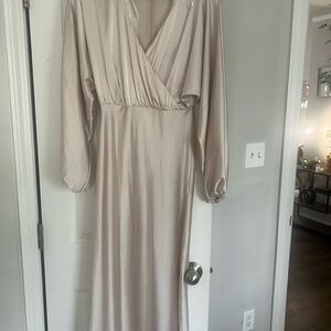 Elegant Cream Long Sleeve Dress